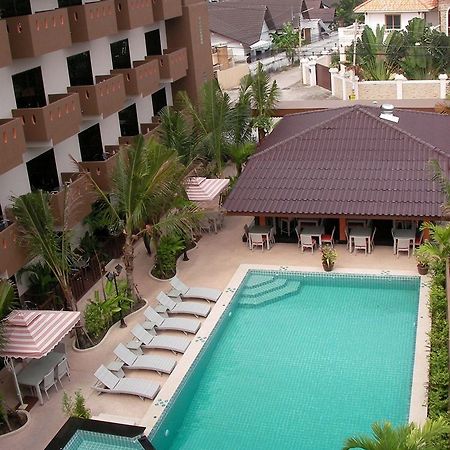 Cocco Resort Pattaya Exterior photo